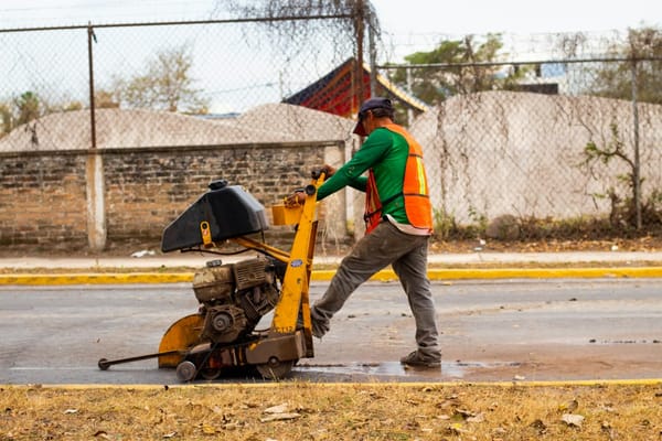 Amoladoras y sierras circulares para apertura de brechas en rescate estructural: cuáles elegir y cómo cuidarlas